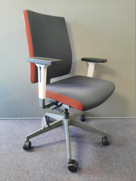 Picture of OC 11 – Senator Freeflex Operators Chair